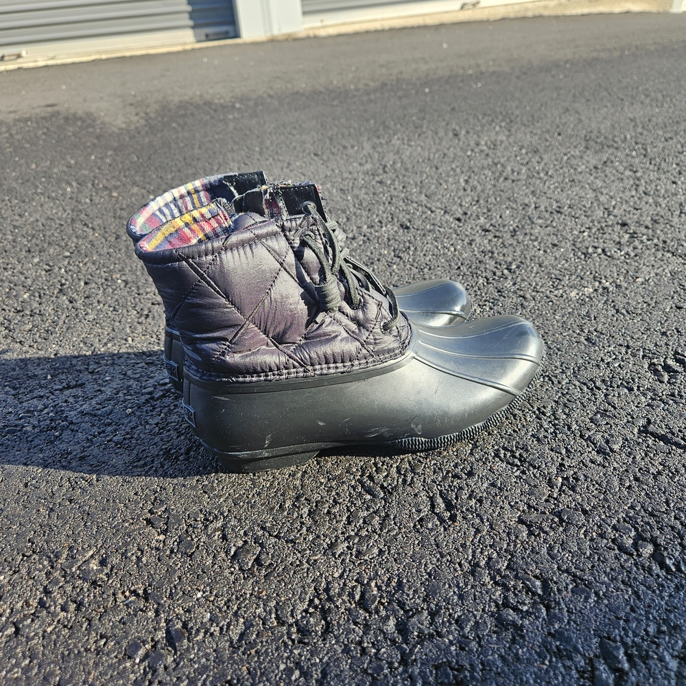 Sperry Women’s Duck Boots Black Plaid Lined Rain Snow Boots Size 8